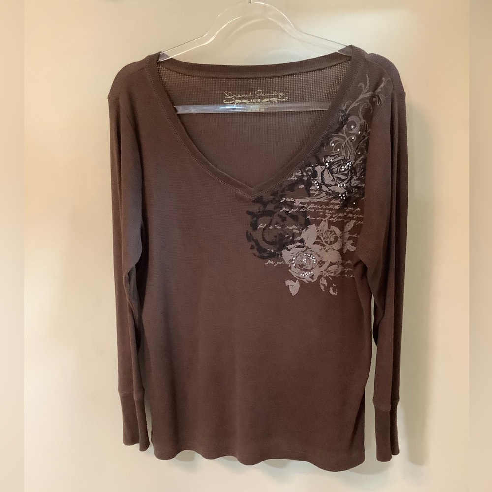 French Laundry long sleeve v-neck tee with embellishments 14/16 NWOT